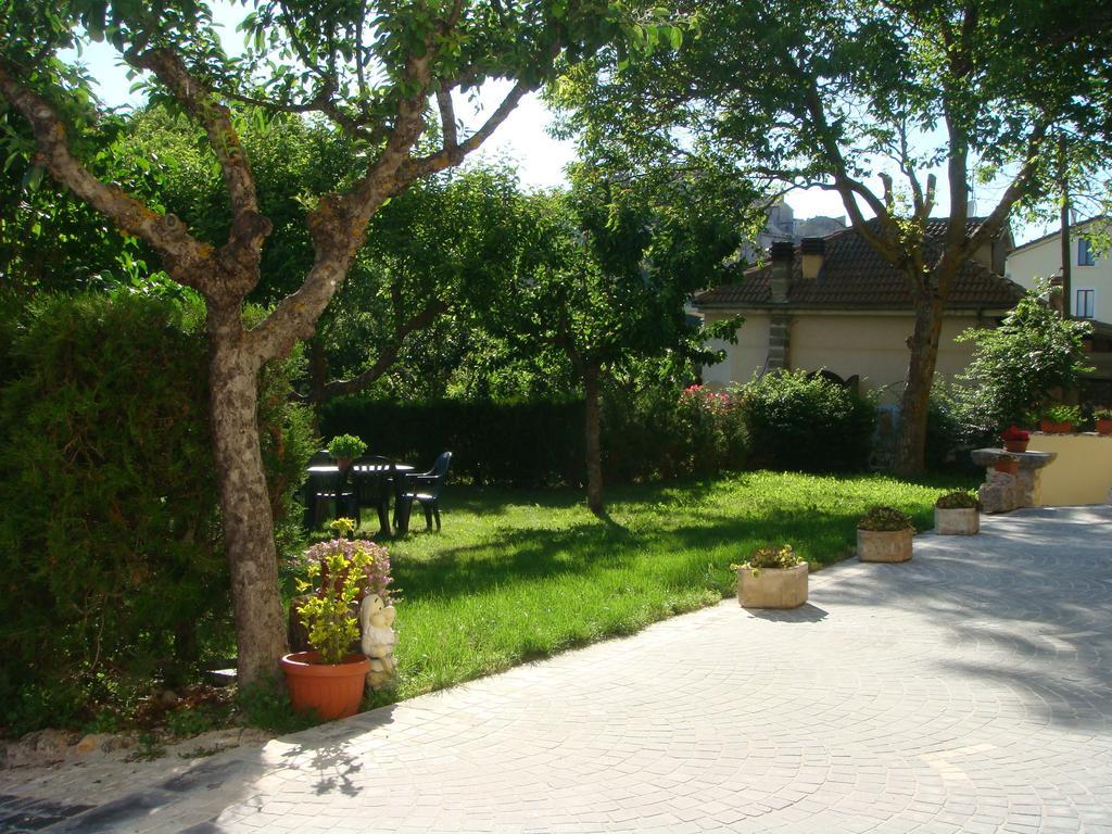 Residence Villa Valsi Санто-Стефано-ді-Сессаніо Номер фото