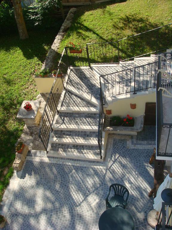 Residence Villa Valsi Санто-Стефано-ді-Сессаніо Номер фото